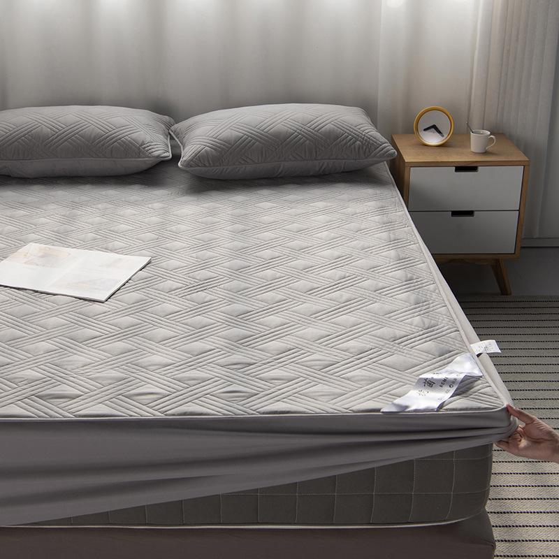 High-Density Quilted Cotton Mattress Protector with Pillowcase - Non-Slip, Thickened Fit