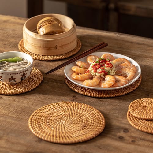 FFTQTOYS Rattan Round Trivet Pad, Heat-Resistant (20cm, 1.5cm Thick), Light Brown, 1 Piece