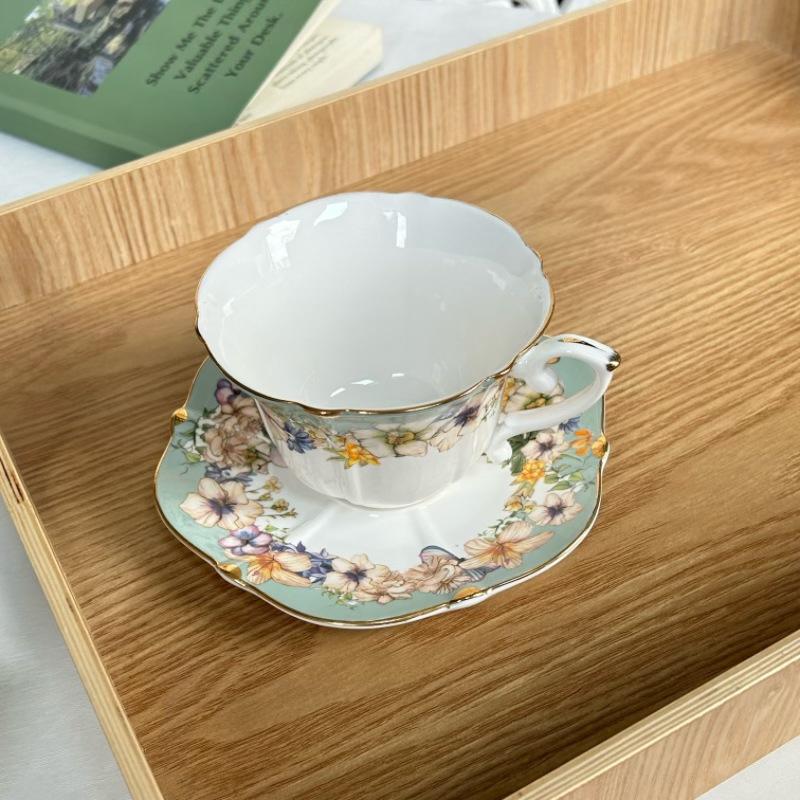 Set de ceai european Ceașcă de cafea și farfurioară Floare vintage Ceașcă și farfurioară ceramică creativă