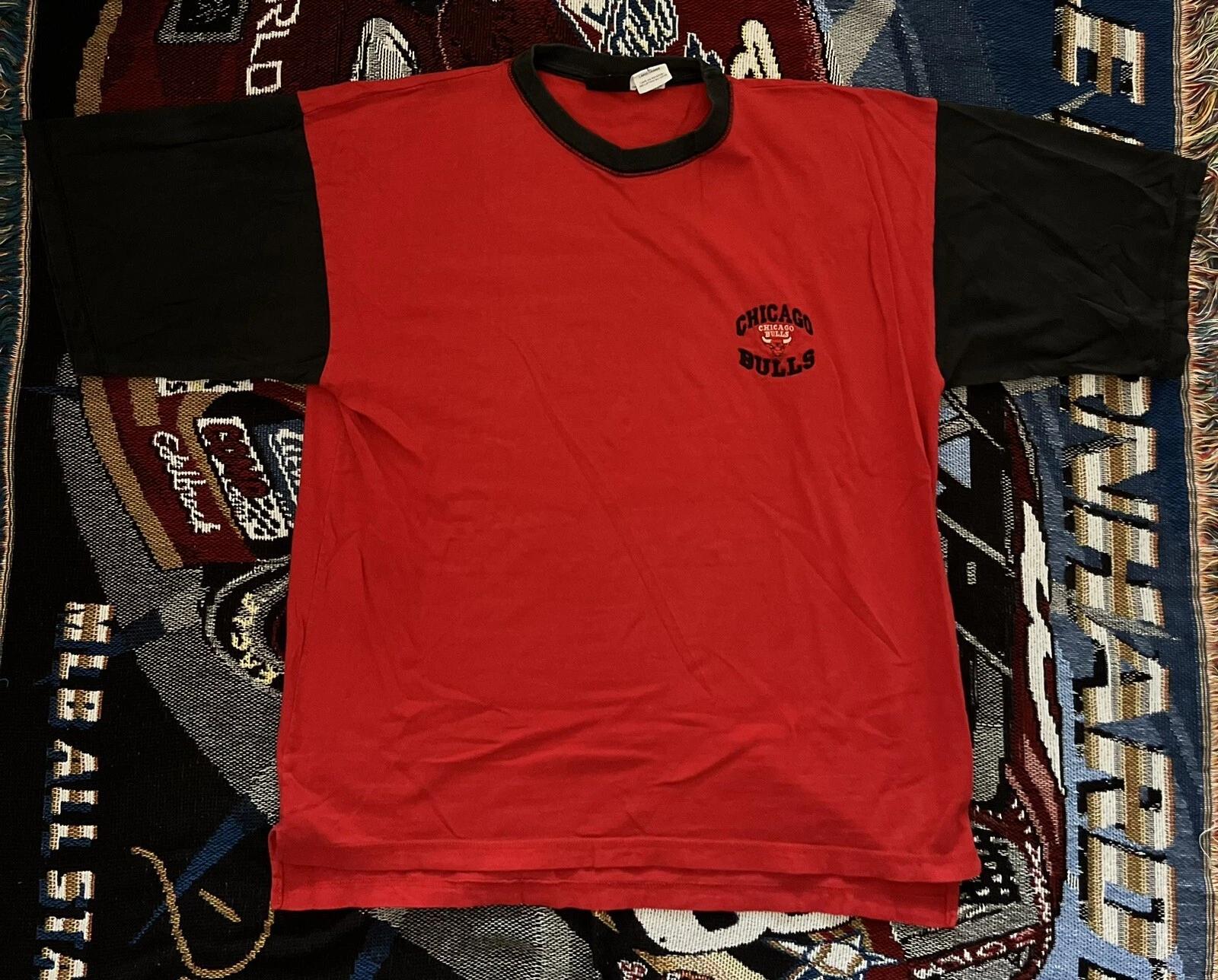 Vintage Chicago Bulls Shirt Tee Red Black Iron Knights Active Large Oversized M
