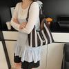 Große gewebte Tasche Damen Sommer neue lässige gestreifte Schultertasche Klasse Pendler Tragetasche