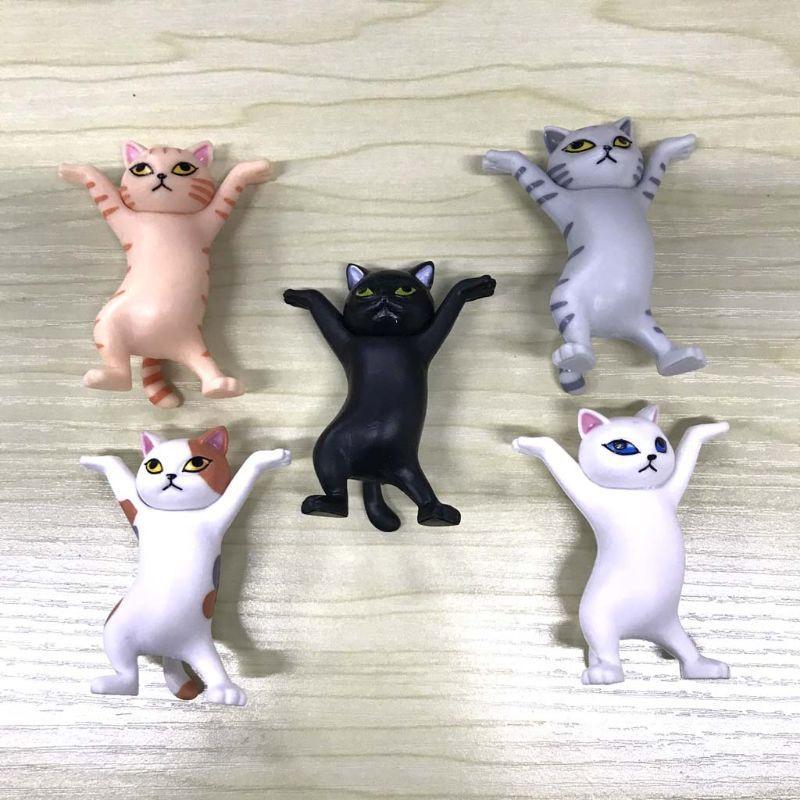 Charming Cat Figure Pen Holder Jewelry Stand And Earphone Support In Sturdy Pvc Material