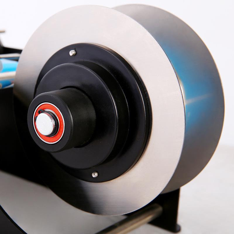Compact Manual Round Bottle Adhesive Labeling Machine