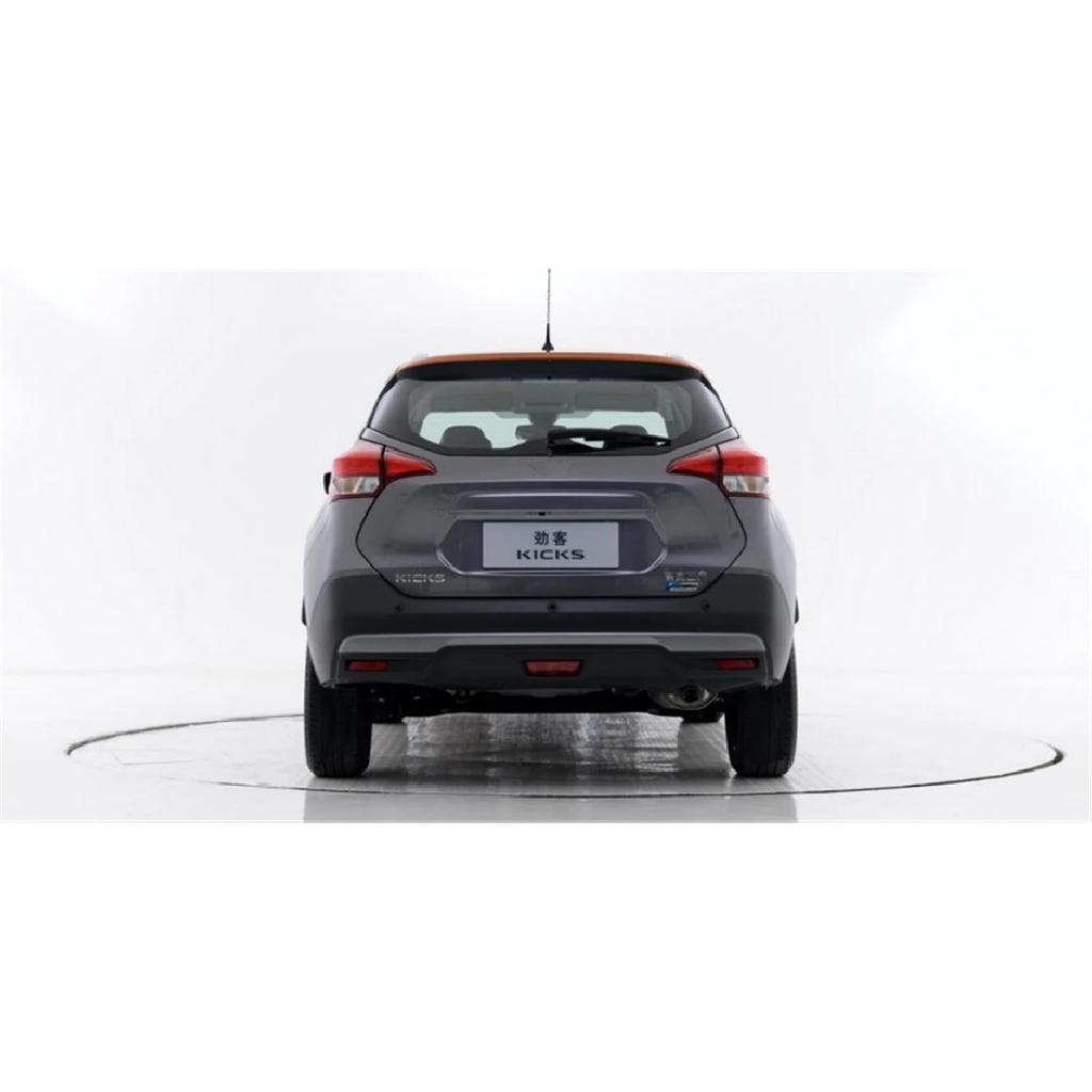 2PCS LED Reflector For Nissan Kicks 2016 2017 2018 2019 2020 Car Tail Light Rear Fog Lamp Bumper Light Auto Bulb Brake Light