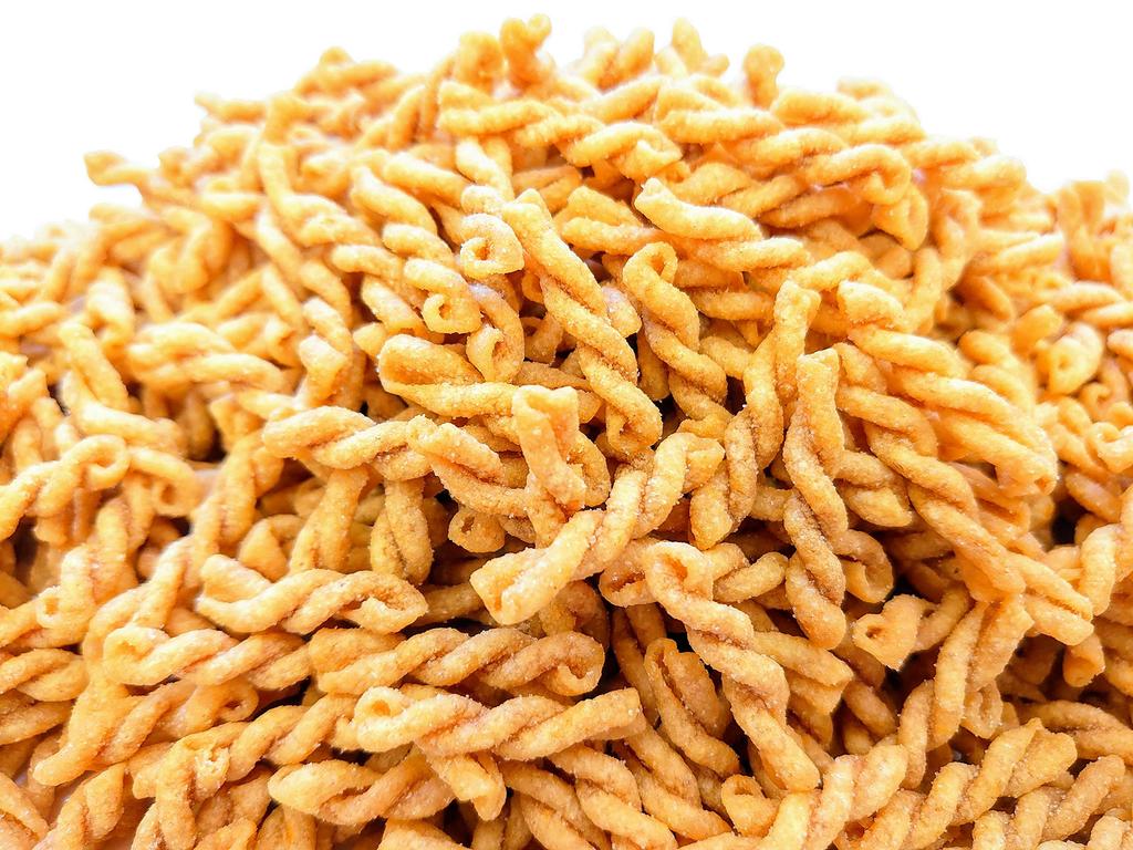 Kurodaya Pasta Snack 1000g Salty Taste Ziplock Bag FRIED PASTA SNACK SALTY TASTE 1kg
