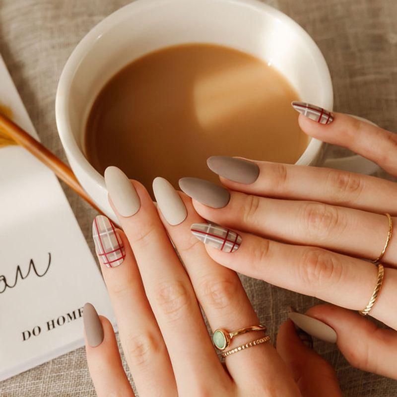 Reusable Nail Tips Cozy Sand (Almond)