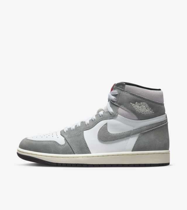 

Мужские кроссовки Air Jordan 1 Black and Smoke Grey DZ5485-051