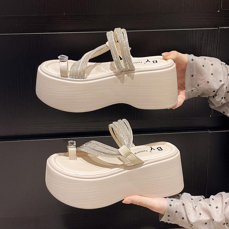 Seaside Slippers Women's 2025 Summer New High-end Thick-soled Outer Wear with Skirt Beach Black Height-enhancing Cool Slippers