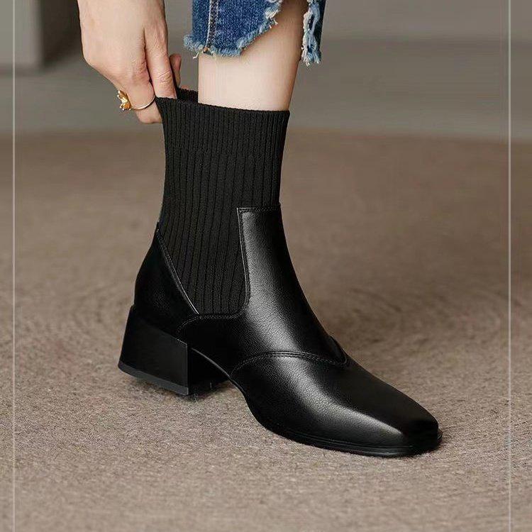 Женские коричневые ботинки Мартин 2025 года - эластичный носок в британском стиле мягкая кожа плоская подошва короткие ботинки облегающего кроя для весны осени зимы 40 3580₽