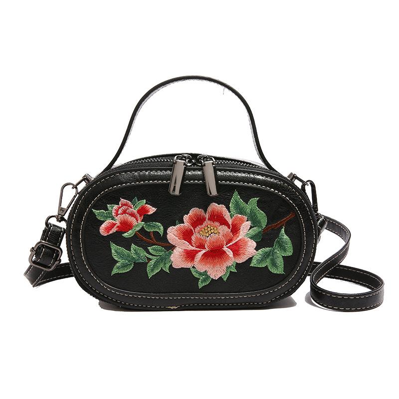 

Ретро этнический стиль, чувство высокого класса, большая вместимость, мягкая и прочная, модная, изысканная, новая легкая роскошь, сумка-мессенджер на плечо для通勤 чёрный