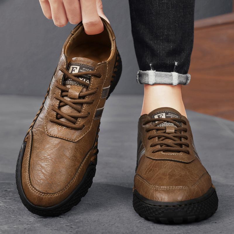 Handmade Leather Men Shoes Fashionable Lightweight Casual Outdoor Hiking Shoes High-quality Soft Soled Driving Low Cut Men Shoe