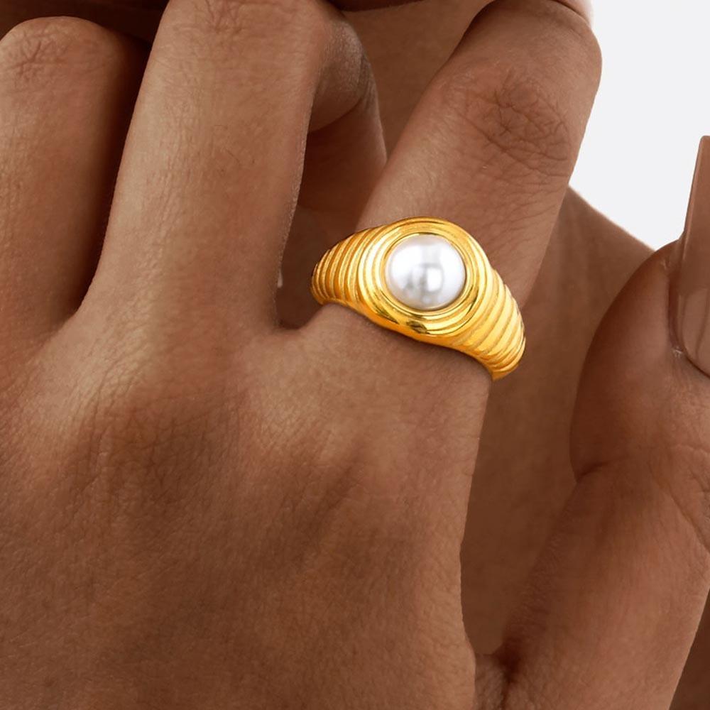 

Chunky Croissant Statement Pearl Ring For Women, Stainless Steel Wedding Band Birthday Gift Bague US Size 06