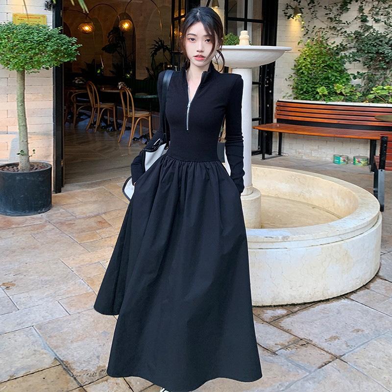 Korean version of Polo collar light mature style niche design temperament slim waist white knitted dress women's autumn