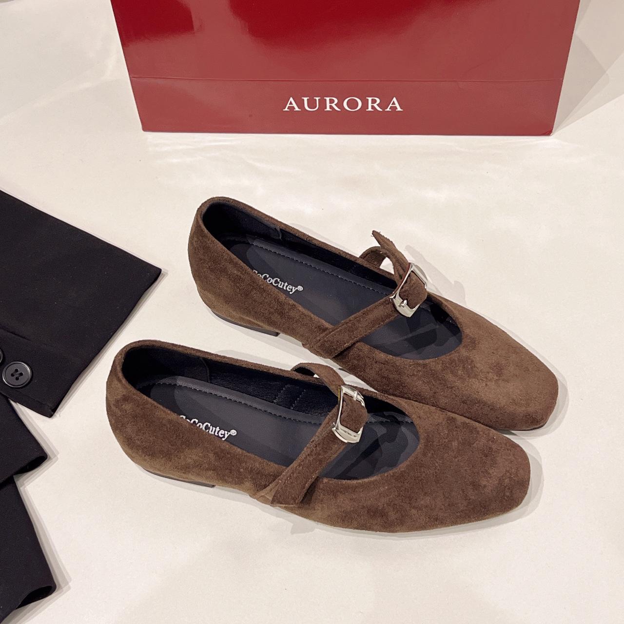 

Французские ретро замшевые простые туфли-лодочки весна 2025 новая модель с открытым верхом на толстом каблуке универсальные для работы низкий плоский каблук женские 35 темно-коричневого