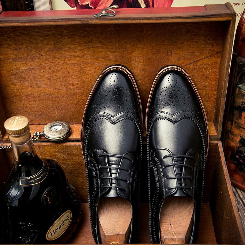 Vysoce kvalitní kožené pánské obchodní boty Nová bota Brogue Pánské Ležérní Outdoor Oxfords Móda Britský styl Pánské společenské boty