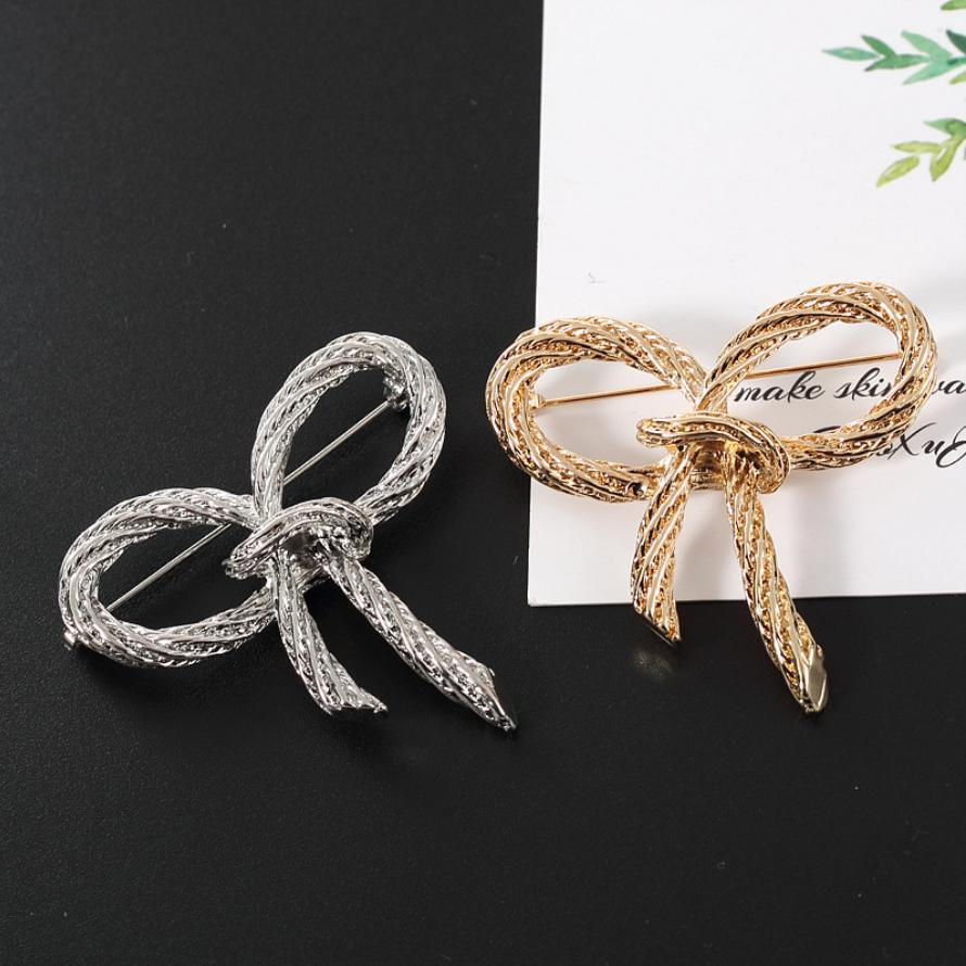 Punk Gold Color Snake Brooches for Women Men Lady Luxury Metal Animal Brooch Pins Party Casual Fashion Jewelry Accessories Gifts