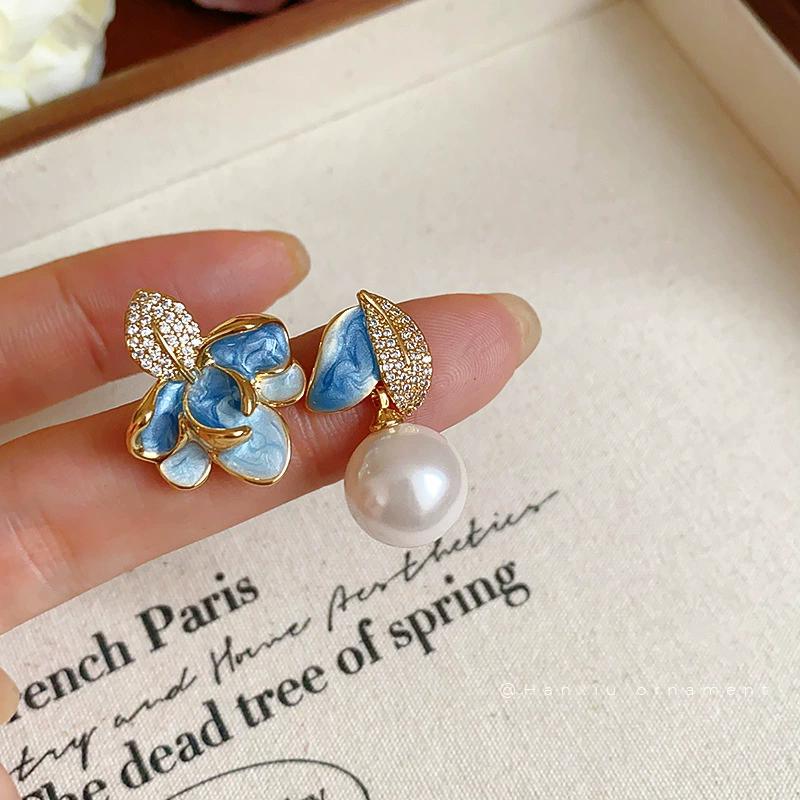 Temperament Asymmetric Drop Earrings Women Blue Enamel Oil Petal Flower Rhinestones Leaf Imitation Pearl Dangle Earrings Jewelry