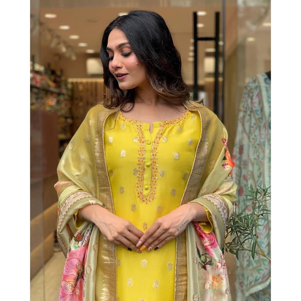 Indian Pakistani Designer Kurti Set Women Bollywood Party Wear Kurta Pant Set VNA-2314