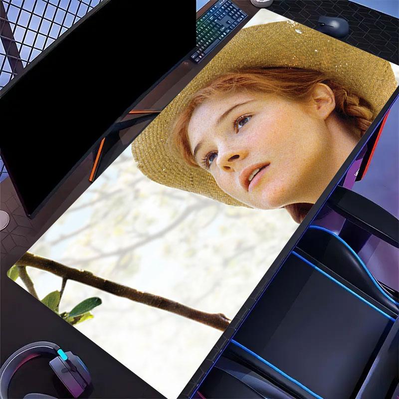 Anne of Green Gables Mouse Pad, Large Gaming Desk Mat, Non-slip XXL Mousepad for Laptop & Tablet, Mini PC Playmat with Stitched Edges