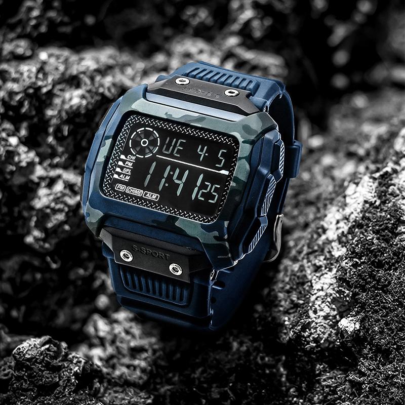Men's Electronic Watch Square Outdoor Camo Military Sports Watch Technology Advanced Men's Watch Student Electronic Watch