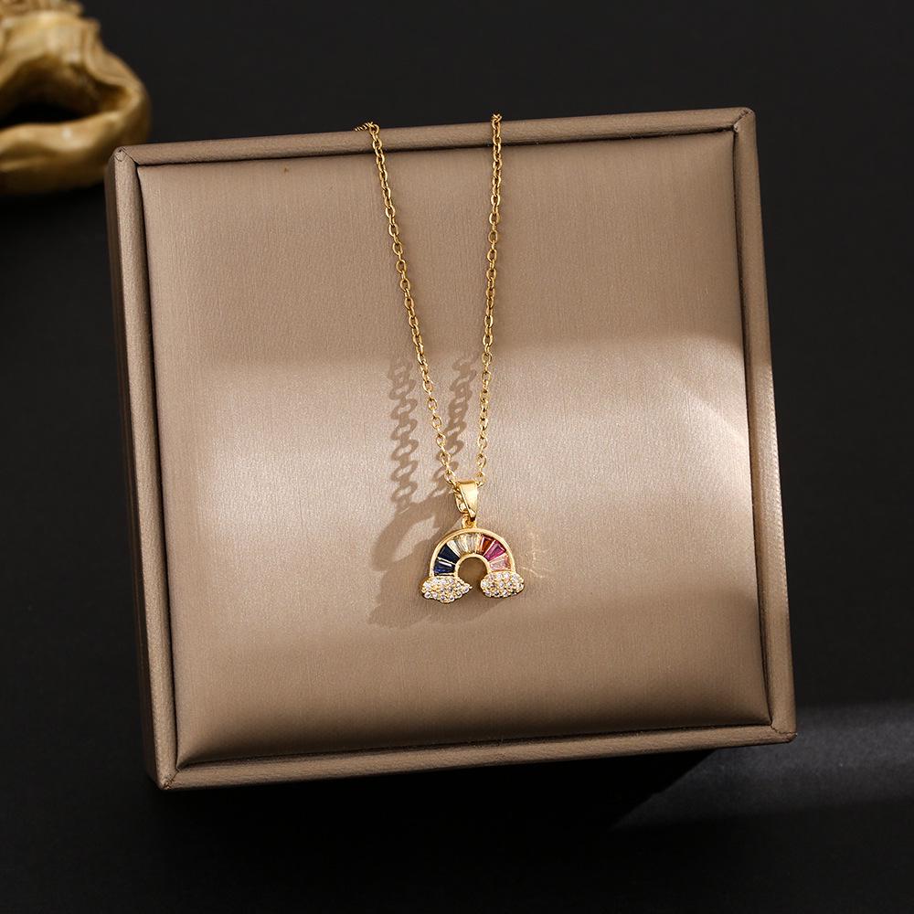 Elegant Korean Micro-Inlaid Titanium Necklace - Luxurious Women's Clavicle Chain, Non-Fading, Unique Minority Design.