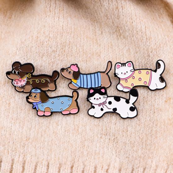 Dog Cat Brooch Cute Dachshund Dog/Kitten Enamel Pin for Women Girls Funny Animal Lapel Pin for Backpack Clothes Hat Jacket