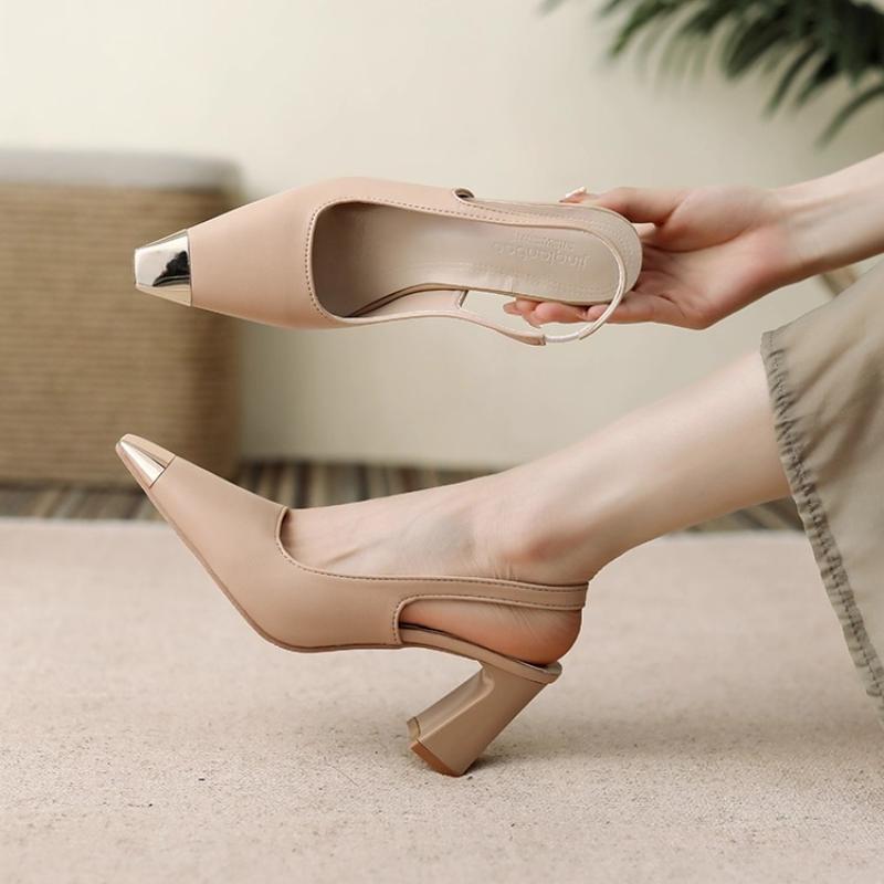 

Fashion Temperament Block Heel Sandals Summer New Metal Square Toe Shallow Mouth One Belt Non-slip Wear-resistant High Heels 42 абрикосовий