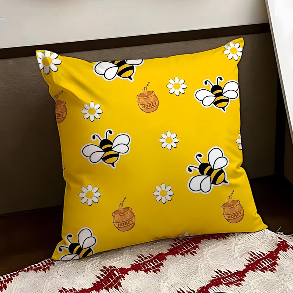 Buzzing little bee Cushion Cover Reversible Soft Durable Pillow Cover Home  Car MultiScene Use for Daily Comfort