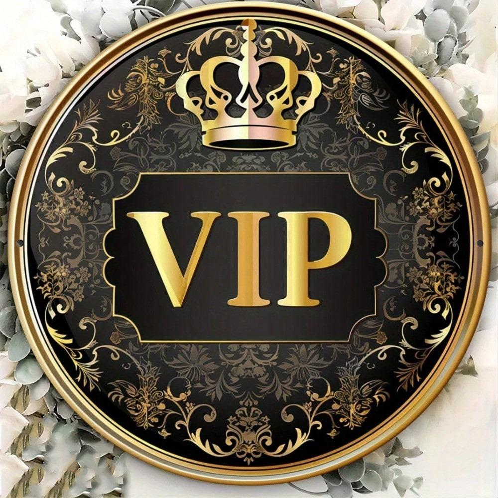 Metal Wall Art Retro Crown Gold Foil Round Sign for Living Room