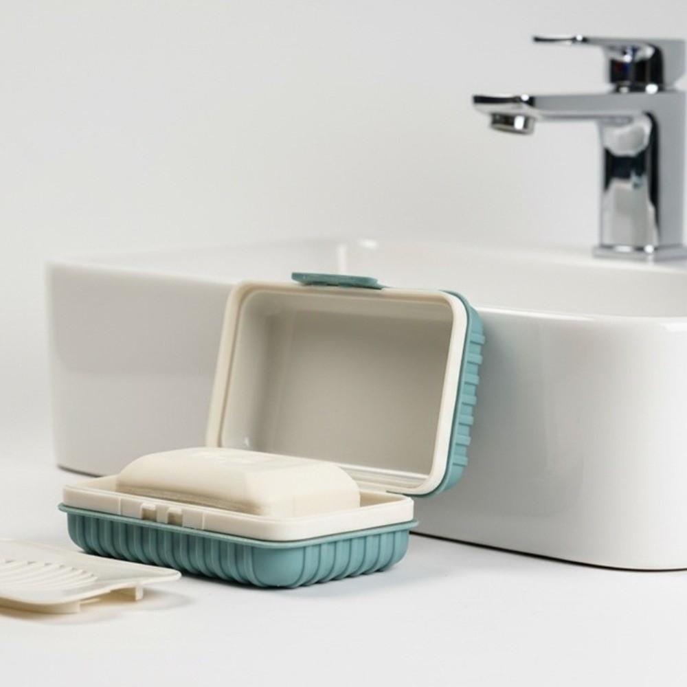 Drainable Design Soap Box With Lid Square Shape Soap Dish Portable Travel Soap Dish for Travel Use