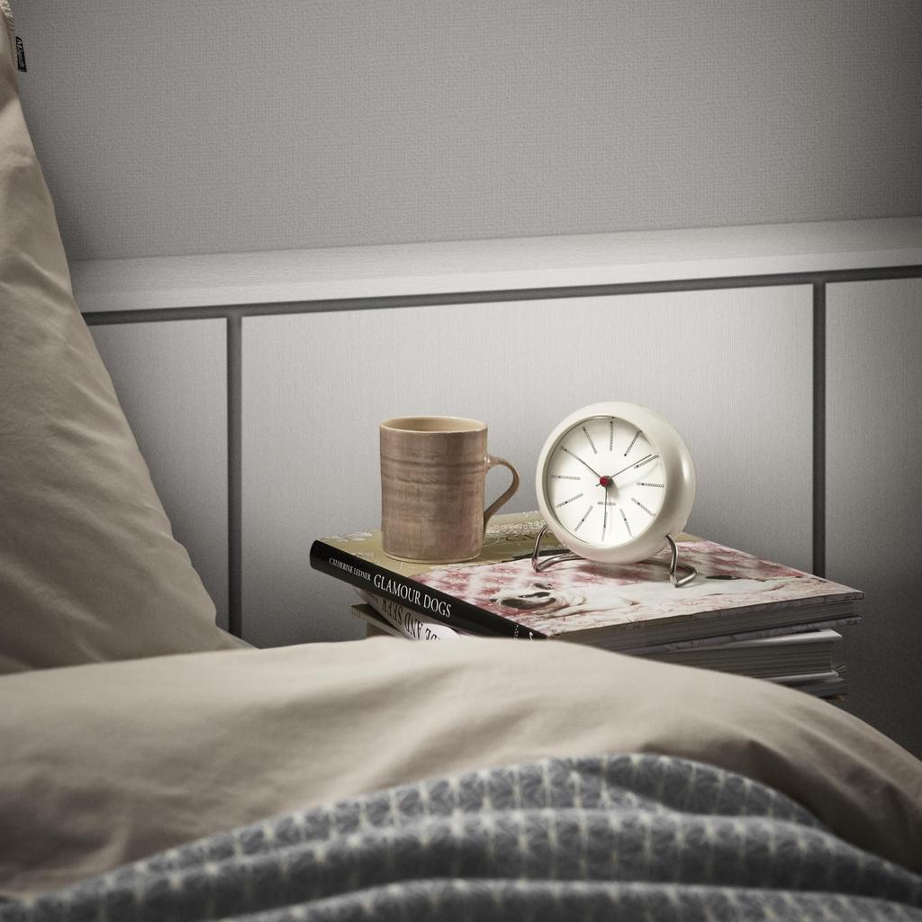 ARNE JACOBSEN Budzik stołowy 11 cm Skandynawski design Retro Alarm Dźwięk BANKERS 43675 Biały (Cichy projekt)