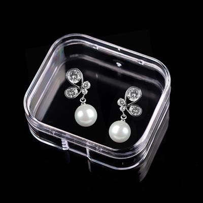 Creazione di gioielli e bijoux – Portagioie ed espositori per gioielli