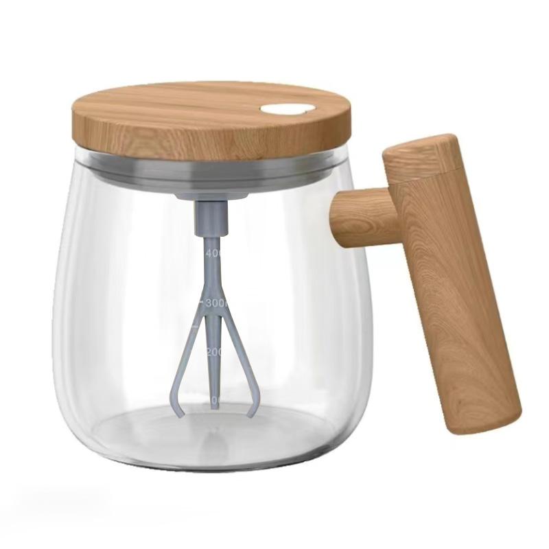 

A high-temperature resistant mixing glass with a handle and storage function