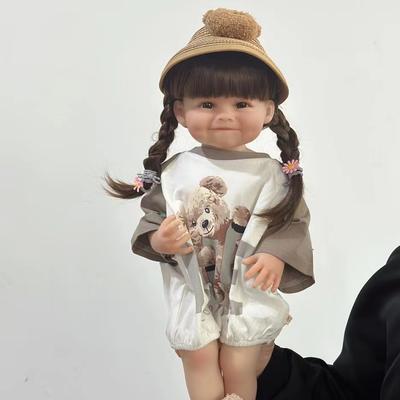 Lifelike 55 CM 22 palcov Reborn Baby Usmievavá bábika Hračka Celosilikónové telo Princezná Batoľa Umenie Bebe Darčeky k narodeninám pre dieťa