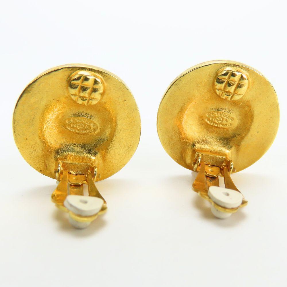 Used CHANEL Earring COCO Mark metal 18.4g gold plating