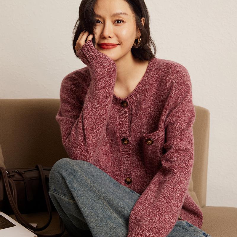 Women's Retro Floral Button-Up Cashmere Cardigan - Round Neck, Thick, Double Pocket, Slimming Knit Sweater for Autumn/Winter
