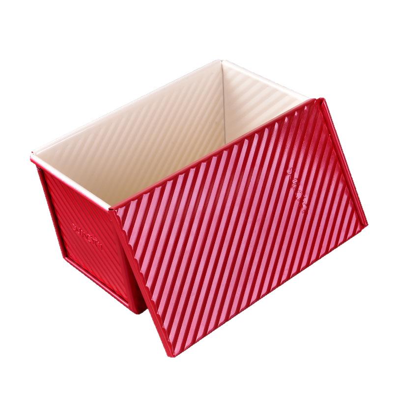 Yangchen Red Loaf Pan, 450g Rectangular Corrugated Bread Mold for Oven