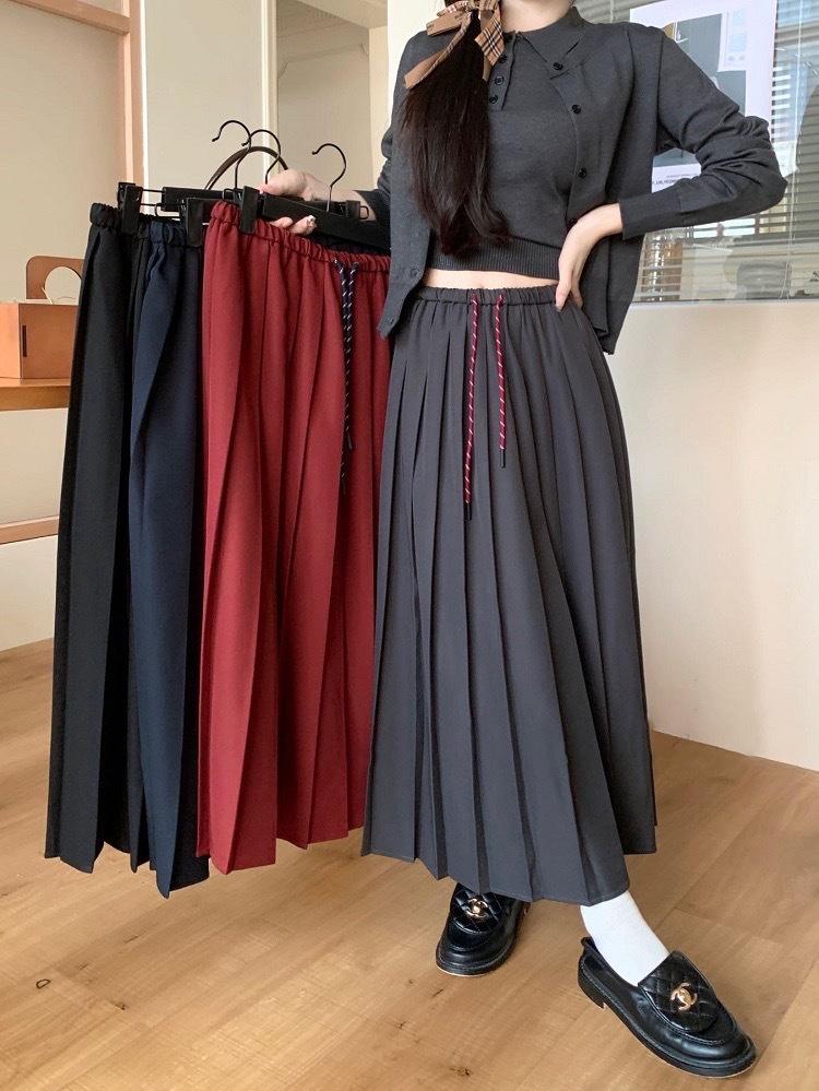 

Qooth Женская плиссированная юбка А-силуэта с кулиской на талии, повседневная юбка QT2495 F серый