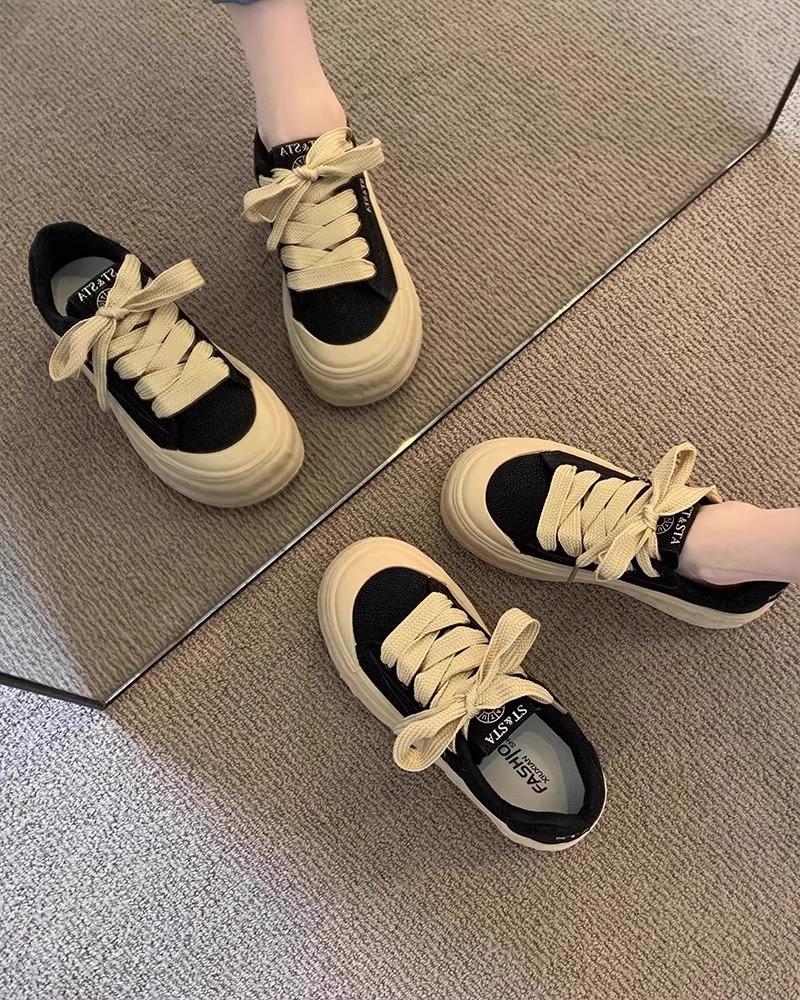 Thick-soled German Training Shoes Women's 2025 New Dissolved Small Black Shoes Low-top Non-slip Board Shoes Casual Versatile Sports Shoes