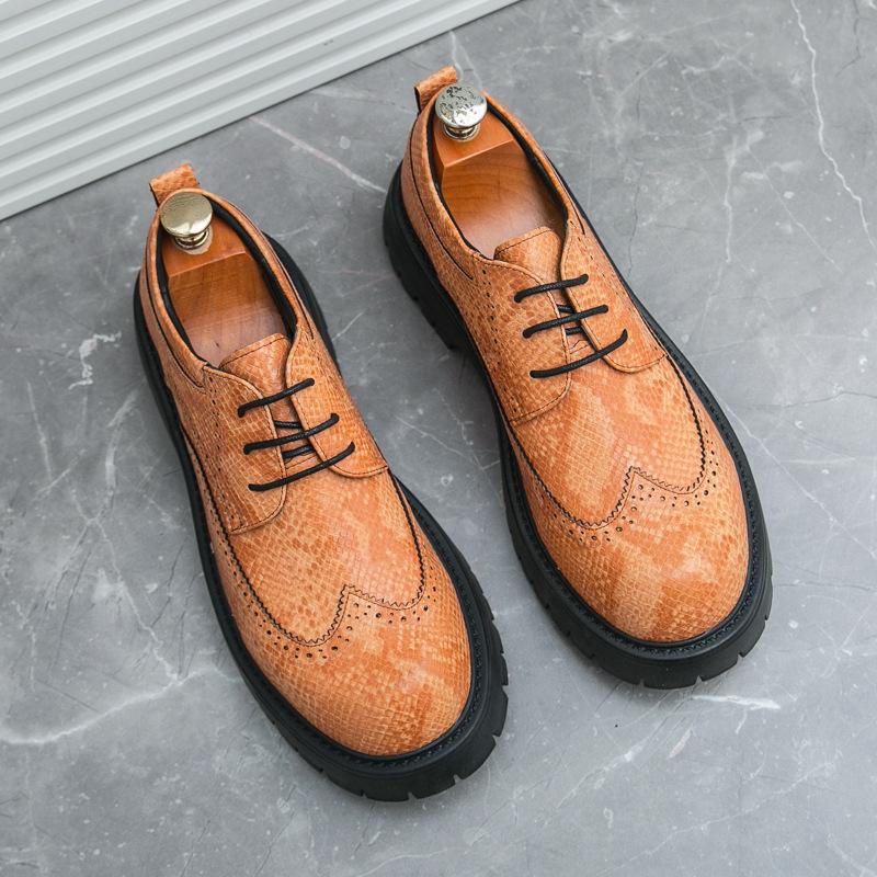 

Large size leather shoes men s 46 four-season new men s platform small leather shoes European and American Brock business casual shoes men 46 жёлтый