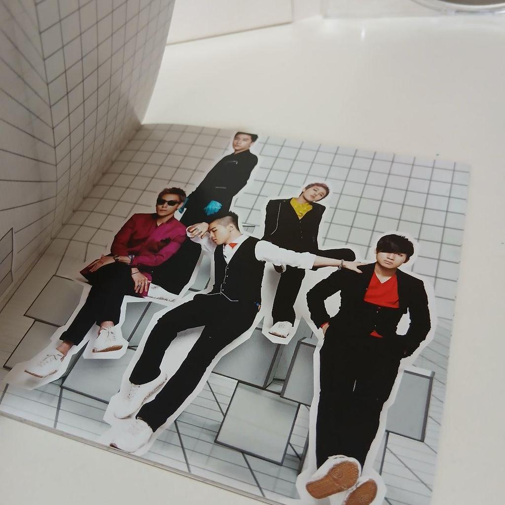 [USED] BIGBANG “BIGBANG 2” CD+DVD