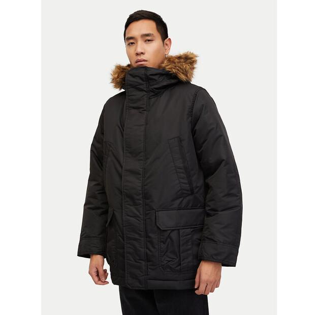 

Зимняя куртка Gap 726377-01, черная, стандартный крой XXL