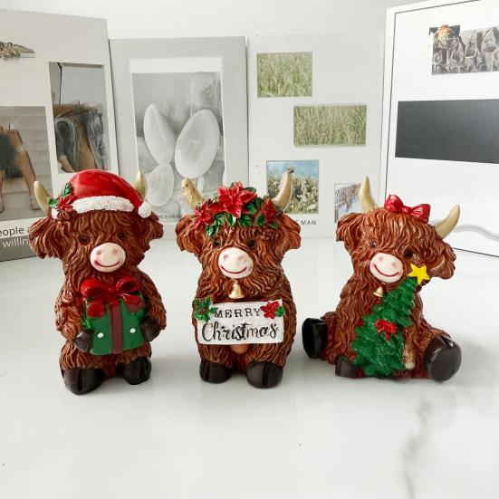 3Pcs Highland Cow Figurines Christmas Decor Resin Calf Animal Statue for Home Garden Office Rustic Farmhouse Tabletop Decoration