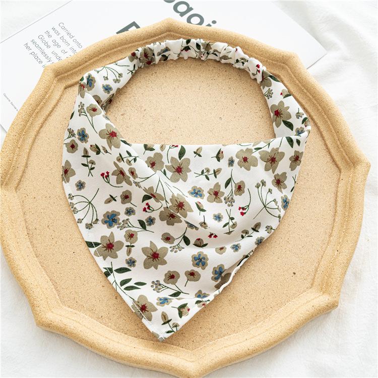 28cm Chip Flower Hair Scarf Bohemia Bandana Hair Band Retro Triangle Scarf Kerchief Women Girl Travel Headscarf Accessories