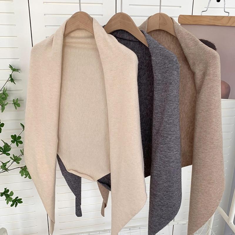 Versatiles Knitted Shawl Light weight Capes Fashionable Breathable Ponchos Warm Winter Accessory