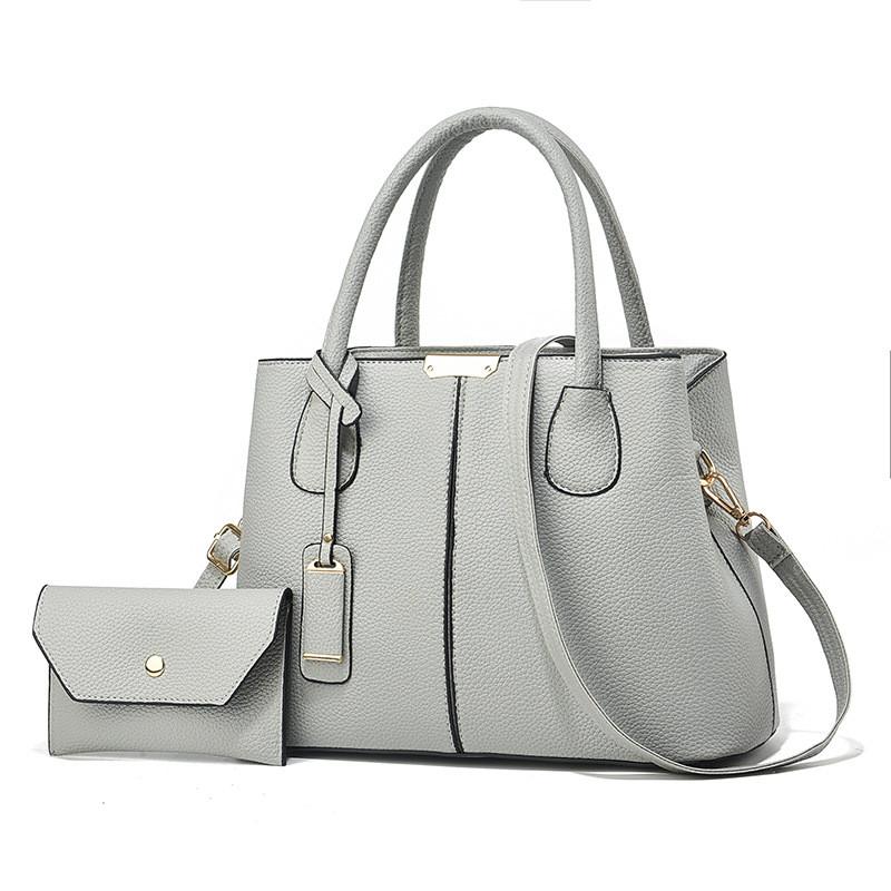 Fashionable Large Tote Bag For Women Versatile Casual Commuter Handbag With Chic Retro Style And Color Block Elements
