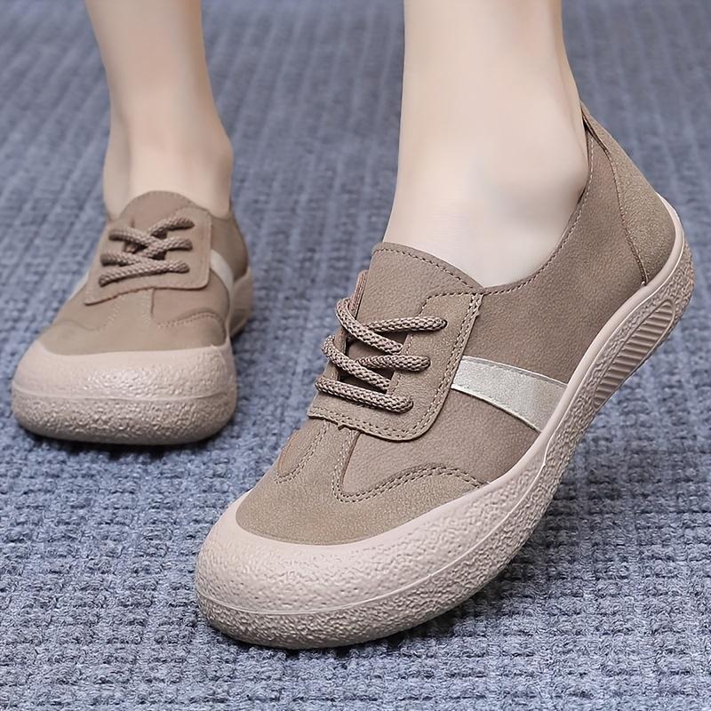 Women's 2025 Spring/Fall New Arrival Casual Flat Mommy Shoes Stylish, Versatile, Lightweight German-Style Training Shoes