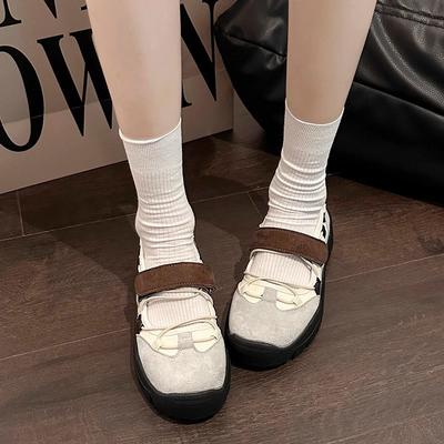 Retro lässiger Stil Plateau Klett-Sneaker neue Mode süßer und cooler Stil Mädchen Mary Jane Einzelschuhe