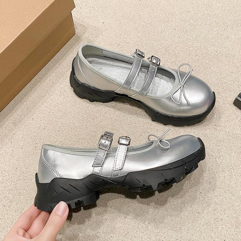 Silver single shoes women's 2025 new platform Mary Jane women's shoes with skirts sweet and cool ballet style light mouth small leather shoes