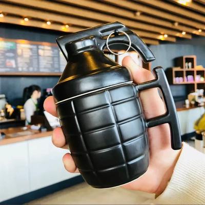 Lustige Kaffeetasse Keramik Landminen-förmig mit Deckel Einfarbige Tasse Kreative Wasserbecher für Zuhause Büro Feiertage